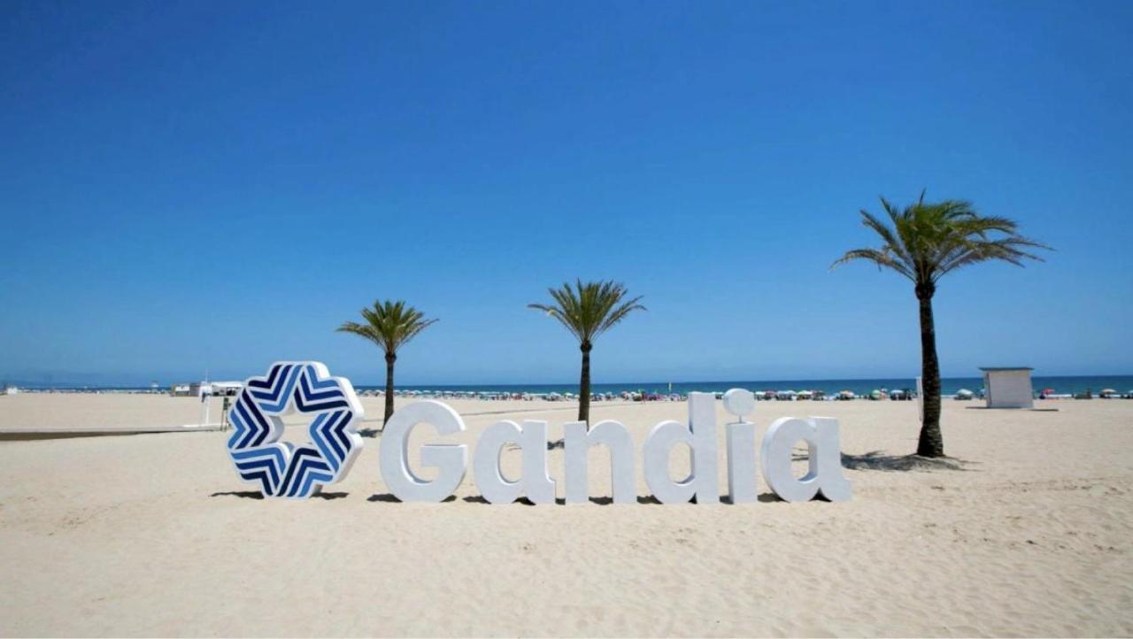 Playa de GandiaAguamarina Gandiaアパートメント エクステリア 写真